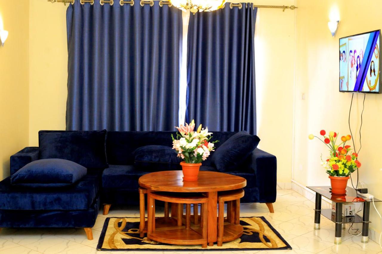 Peace Of Mind Suites Entebbe Eksteriør billede