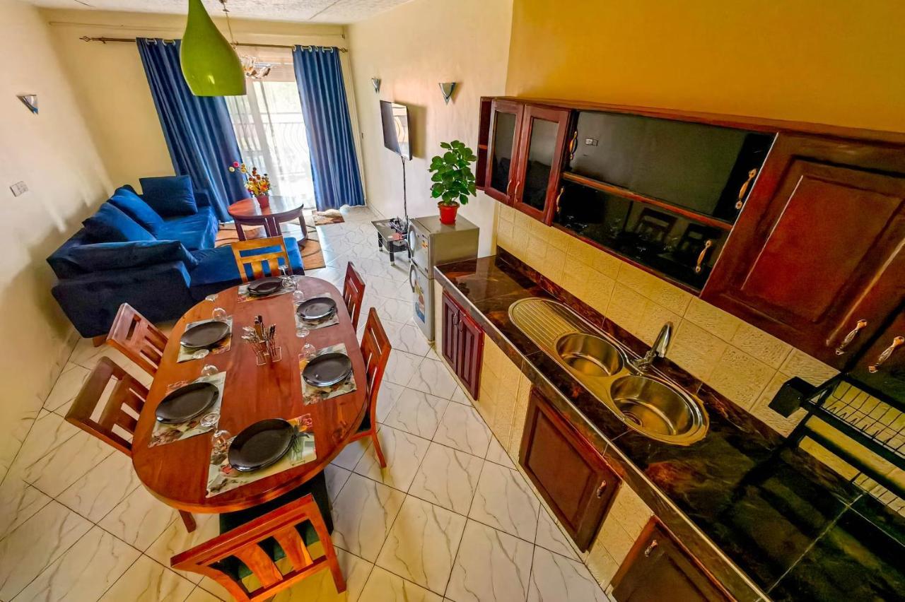 Peace Of Mind Suites Entebbe Eksteriør billede